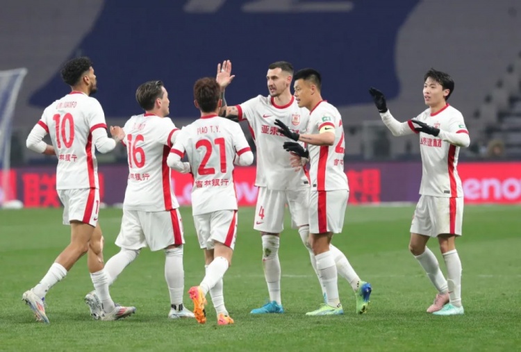  揭幕戰惜敗 隊長(cháng)譚龍：盡快忘掉這場(chǎng)比賽，準備下一場(chǎng)