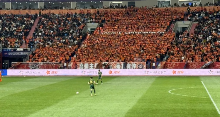  云南玉昆取得中超首球、首分 中國體育彩票助力云南足球事業(yè)發(fā)展