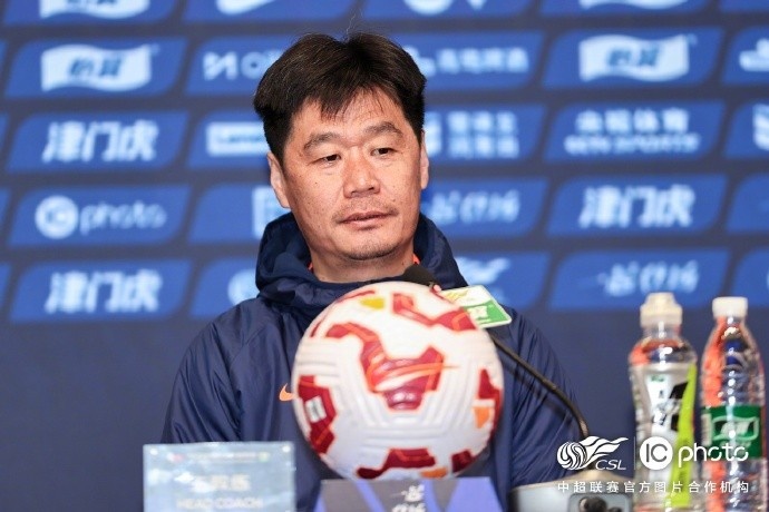  李霄鵬：希望明天比賽能打出一些新的東西，取得一個(gè)好的結果