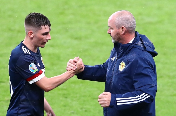  吉爾莫：和麥克托米奈出門(mén)情況會(huì )變得瘋狂，因為他外貌特征太明顯