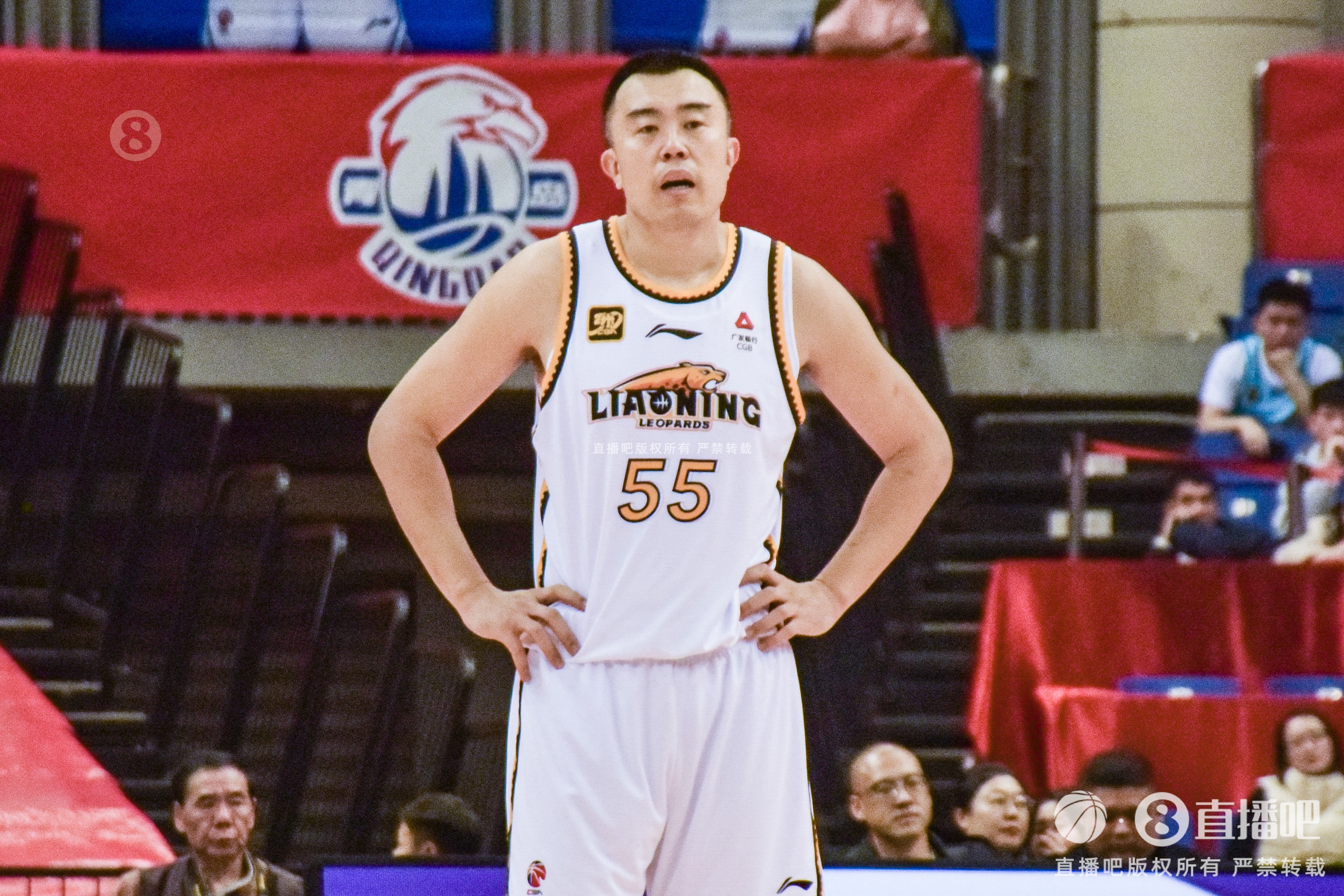  老將盡力了！韓德君5中4高效拿下14分6籃板