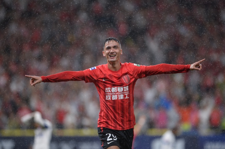  可惜傷病頻發(fā)！木塔力甫去年登上全球知名球探網(wǎng)站，模板是薩比策